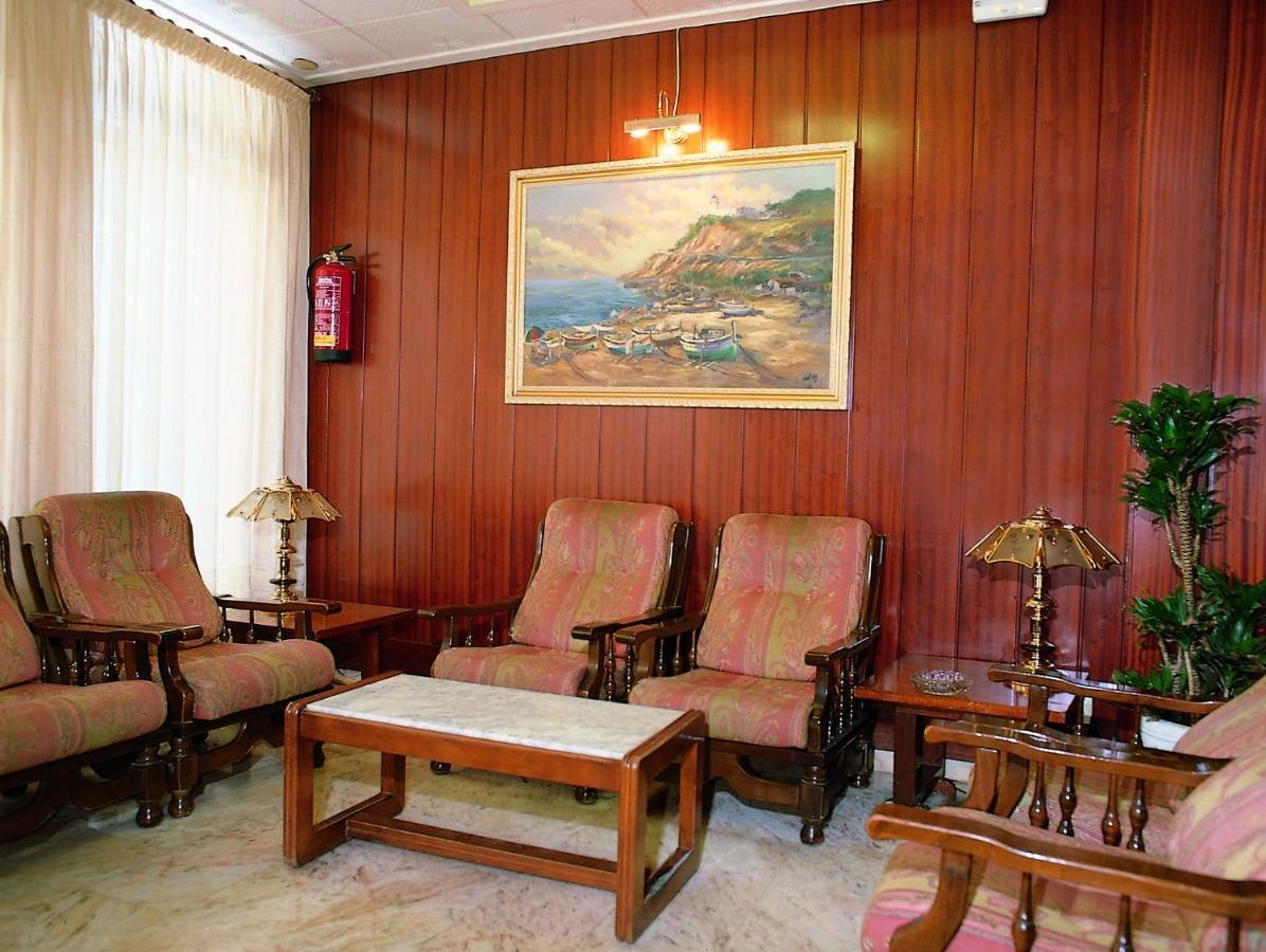 Hotel Continental กาเลญา ภายนอก รูปภาพ